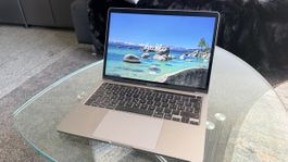 MacBook Pro 13“ 32GB RAM 2TB HD