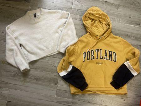 2 H&M Pulli, Flauschiger Winter-Pulli & Hoodie, Gr. S