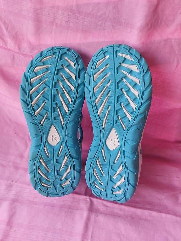 Scarpe per ragazze: Reima Trekkingsandale, gr. 35 – Usato da Freienstein venduto da verro 1