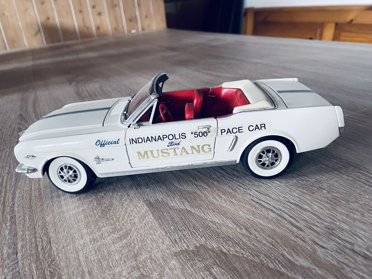 Ford Modellautos: Ford Mustang Pace Car Indianapolis 500 – Gebraucht aus Goldingen von FirebirdLady92