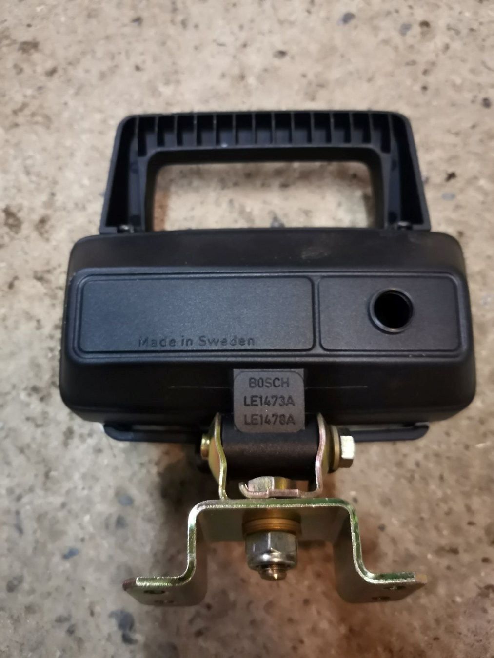 Bosch Scheinwerfer: Arbeitsscheinwerfer Bosch 12 Volt für Traktor – Gebraucht aus Schenkon von Steyr30 1