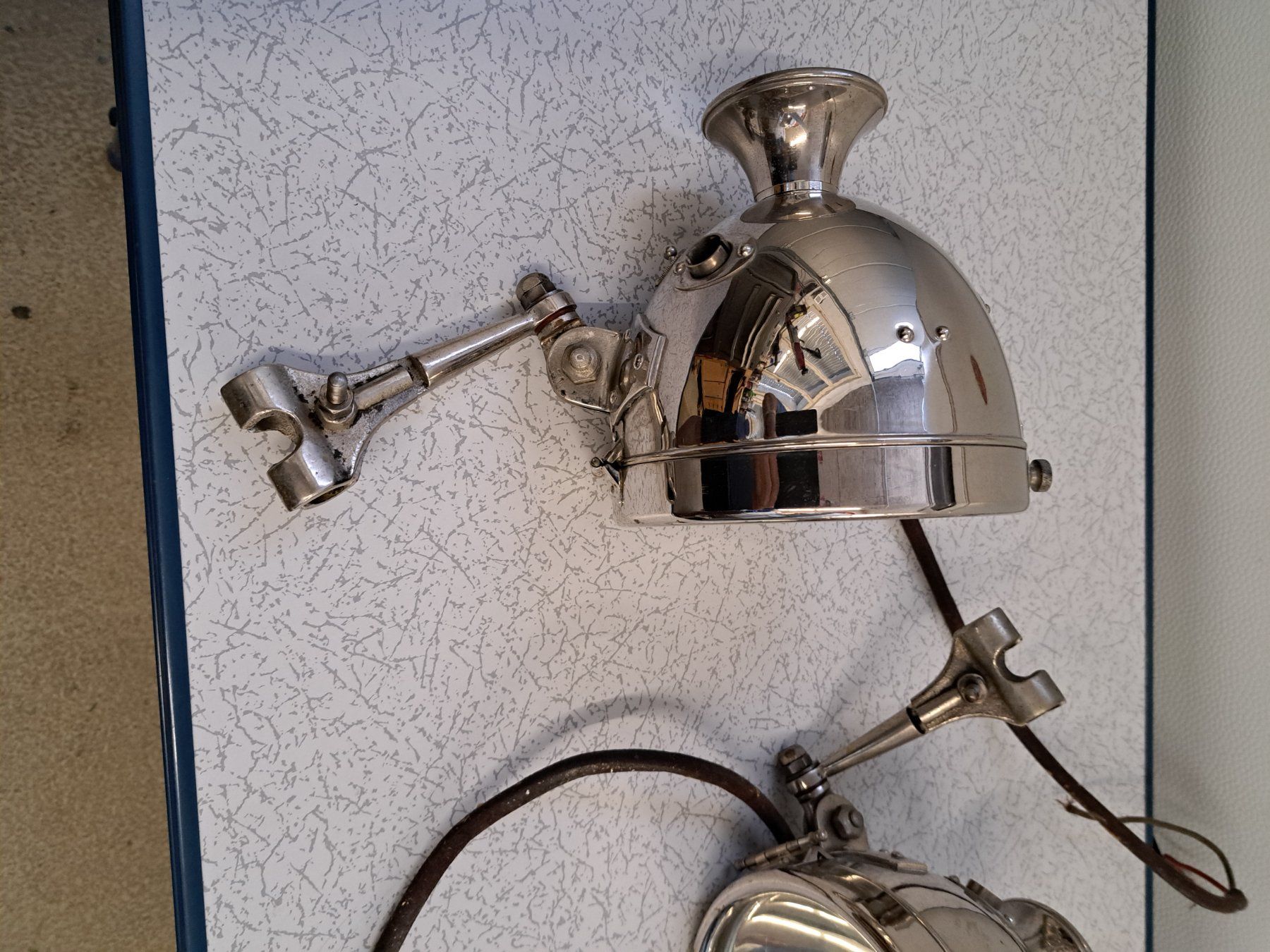 Lampade: Oldtimer Scheinwerfer C.Ollier &C Ltd antik und sehr schön – Usato da Freienstein venduto da Mapa3 3