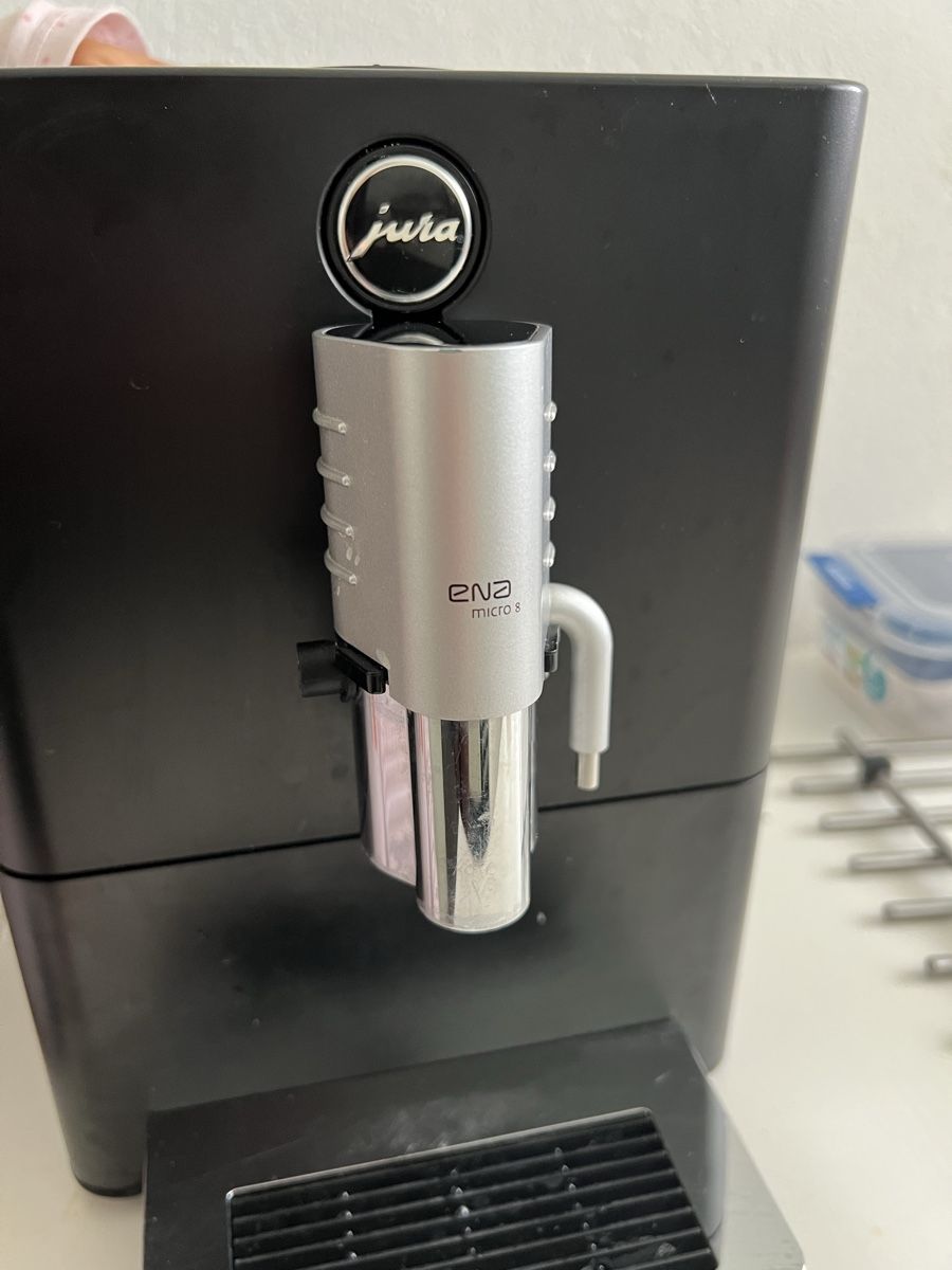 Jura Machines à café & Machines à expresso: Jura ena Micro 8 Kaffeemaschine – Défectueux à Oberentfelden par asg_2cdd