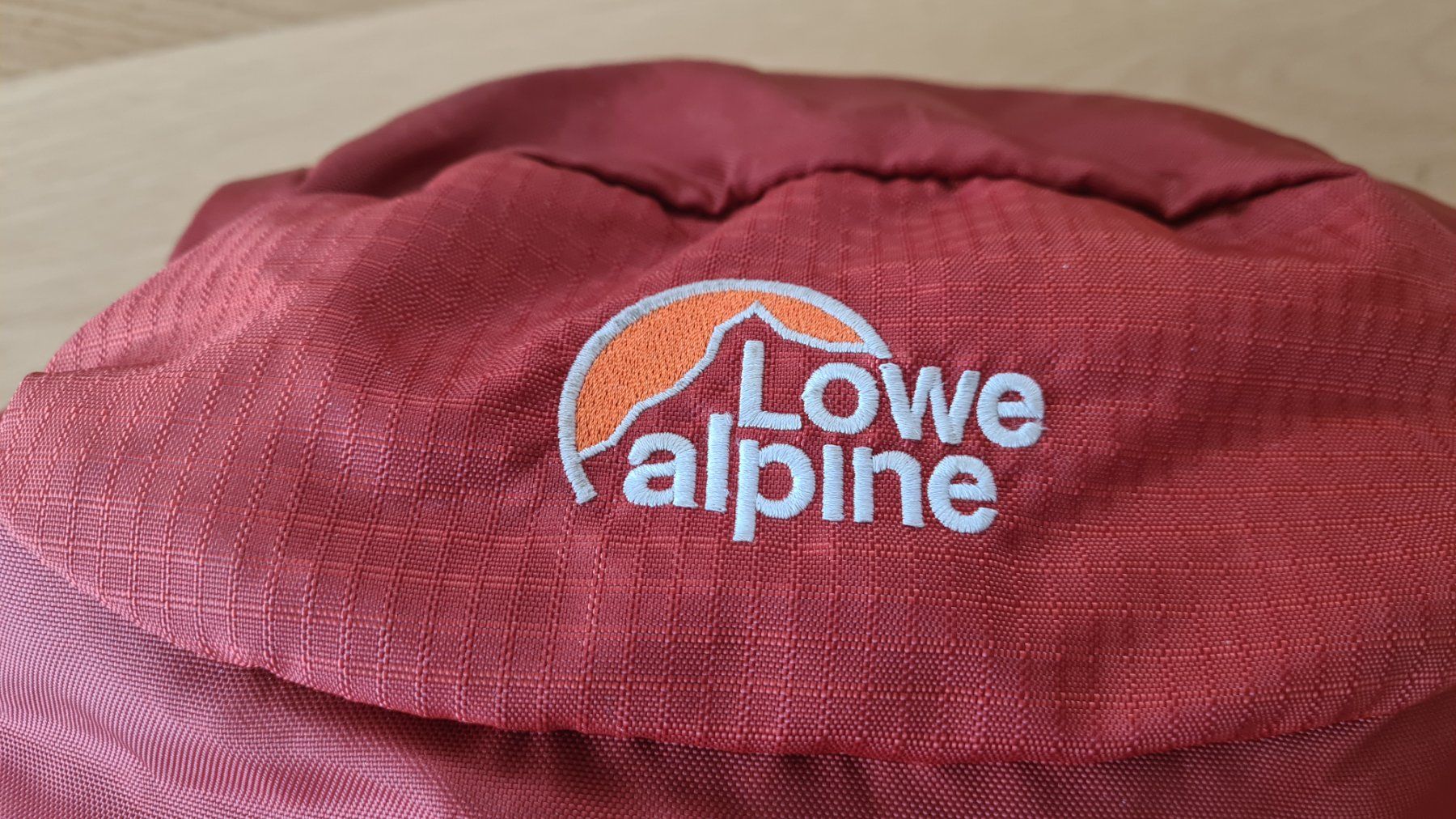 Loewe Zaini: LOWE alpine airZone 45L Wander-/Trekking Rucksack – Usato da Winterthur venduto da stufaphi 2