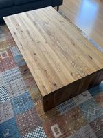 Massiver Couchtisch aus Holz & Glas  zeitloses Design