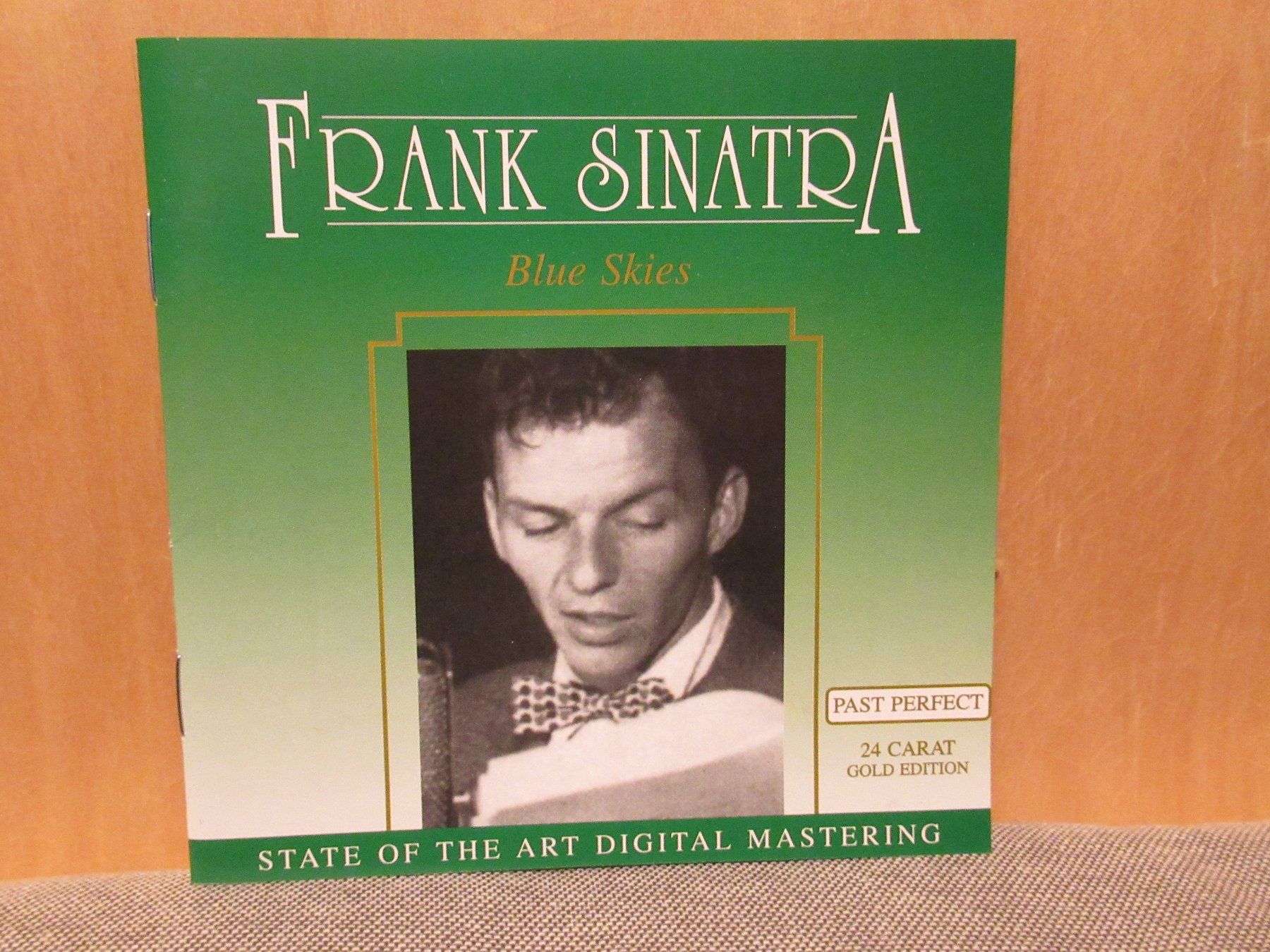 CDs: FRANK SINATRA - 24 CARAT GOLD EDITION – Gebraucht aus Grône von Mire01