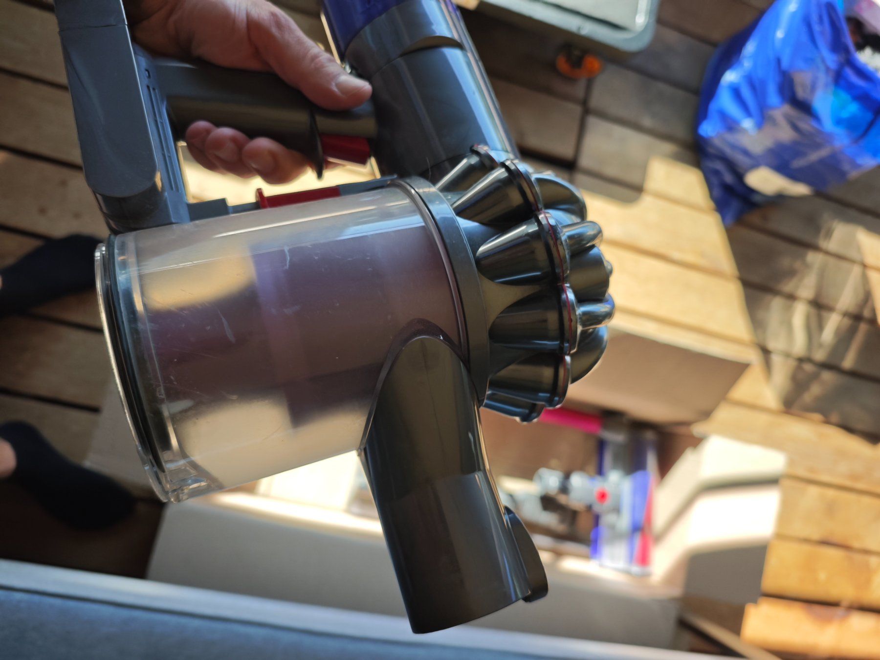 Staubsauger & Zubehör: Dyson V6 Absolute – Gebraucht aus Zürich von ACID_IV 8