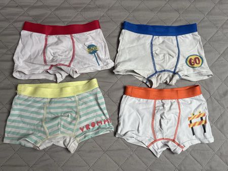 4er Set Jungen Unterhosen Gr. 98 mit Baustellenmotiv