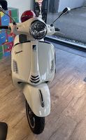Vespa GTS Super