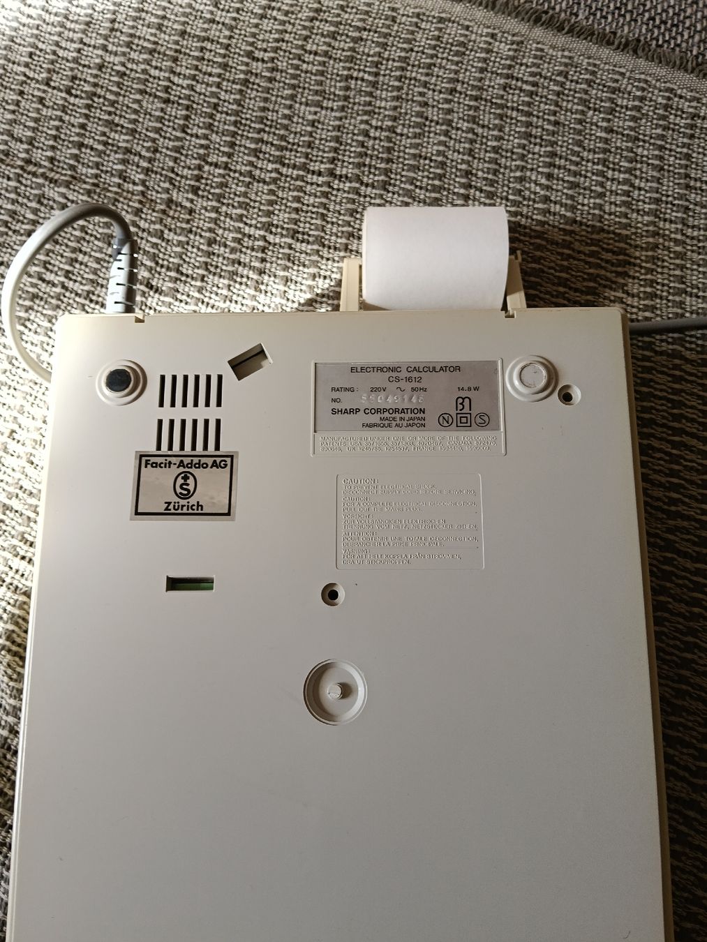 Sharp Taschenrechner: Calculatrice vintage Sharp – Gebraucht aus Cheiry von arm61 4