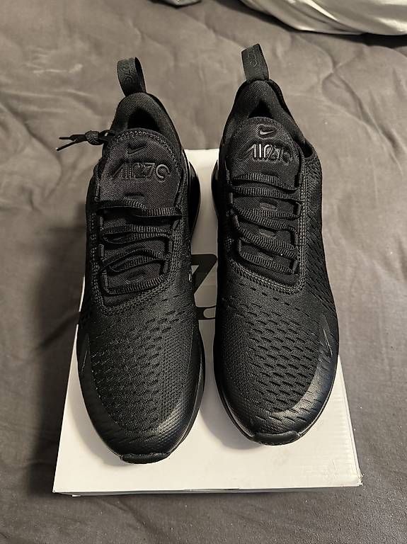 Scarpe da uomo: Nike Air Max 270 Neu Gr. 44.5 – Usato da Emmenbrücke venduto da Joel_TheKing_420 2