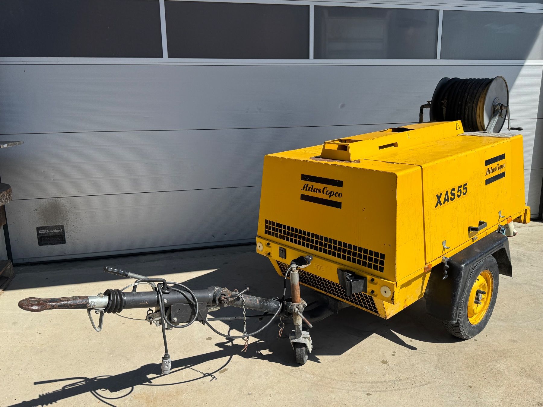 Atlas Copco Compresseurs: Atlas Copco Baustellenkompressor mit Generator – D'occasion à Birwinken par gia_6bjn