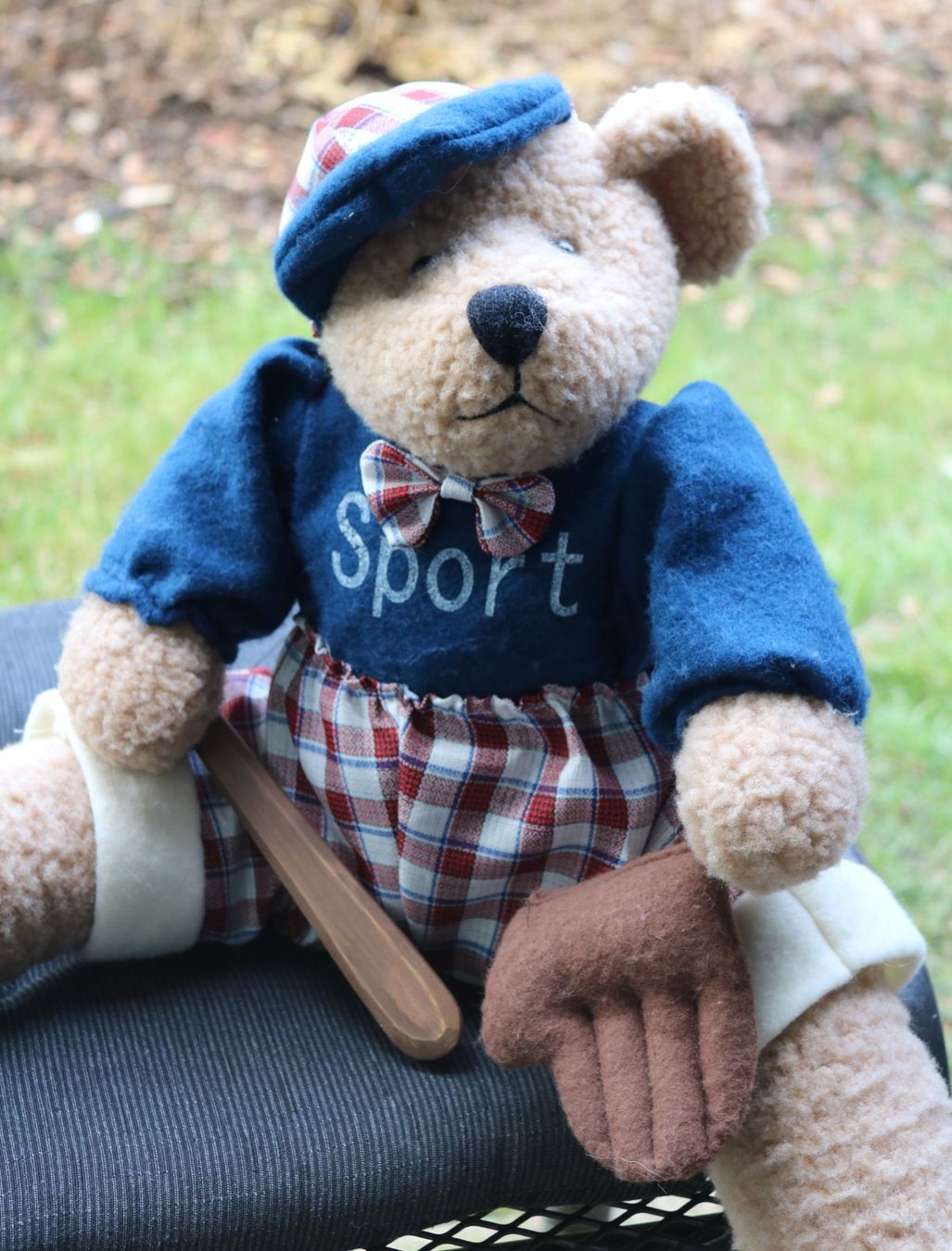 Giocattoli: Stoffbär Baseballspieler – Usato da Frick venduto da Beni58 1