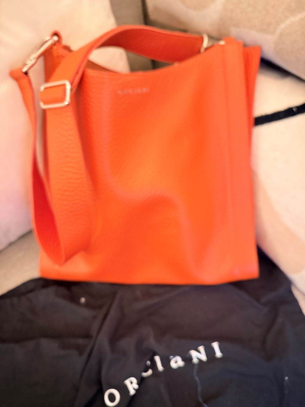 Orciani Borse da donna: ORCIANI Cross-body Ledertasche – Usato da Genève venduto da mar_g5r2 1