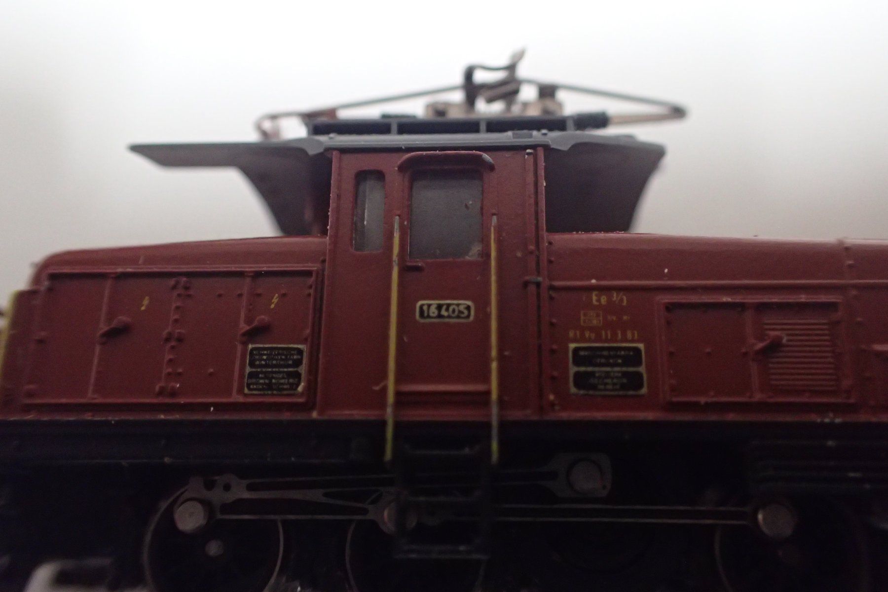 Arnold Modellini di ferrovie: N Arnold - Braune SBB Rangier E-Lok Type Ee 3/3 Nr 16405 – Usato da Lausanne venduto da Biquette6 1