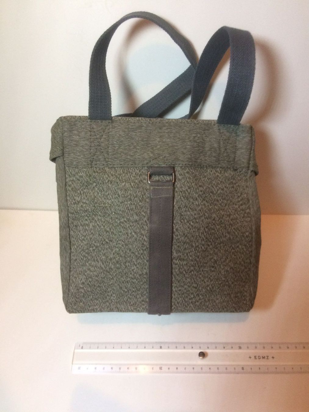Schweizer Armee Borse: Schweizer Armee Gasmaskentasche  Tasche Stofftasche WW2 – Usato da Madiswil venduto da TEMISO 1