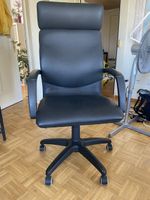 Dreh- Bürostuhl Leder schwarz IKEA ARAS mit Gasdruckfeder