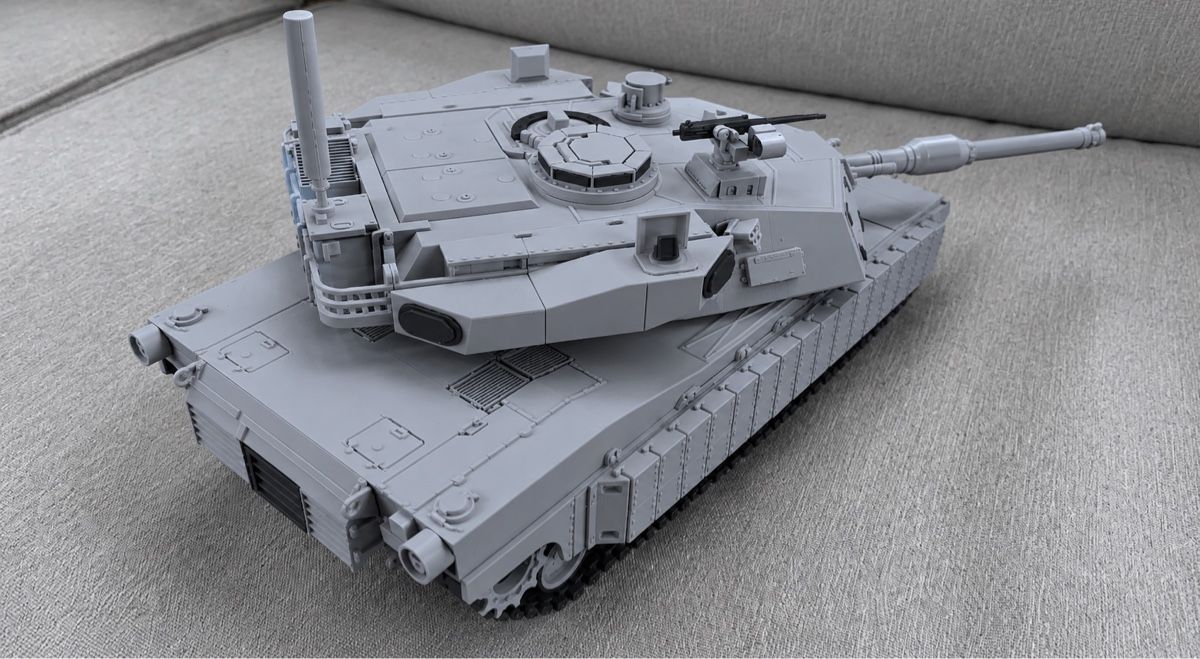 Kit di modellismo & Modellini statici: Panzer Modell M1 Abrams grau Kunststoff neu! – Nuovo (secondo la descrizione) da Niederhasli venduto da nic_65cm 3