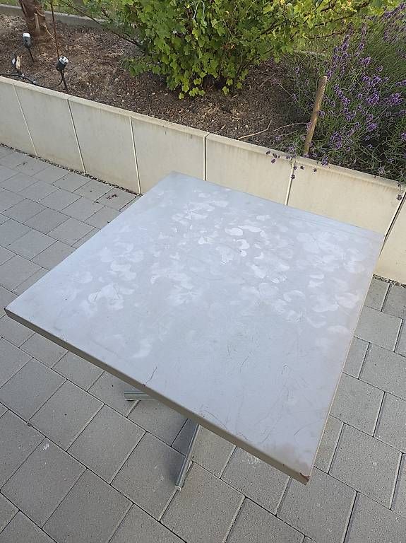 Tavoli: Bistrotisch, Gartentisch, Esstisch, Bartisch 70x70cm – Usato da Jegenstorf venduto da Ladybug0525 1