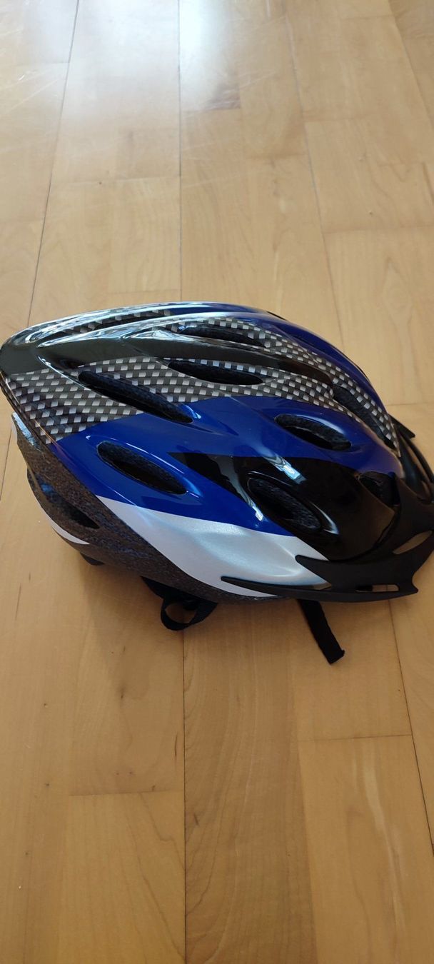 Caschi: Velohelm – Usato da Au SG venduto da elefant9
