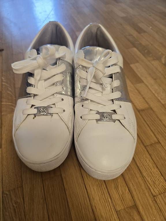 Michael Kors Damenschuhe: Michael Kors Sneaker – Neu (gemäss Beschreibung) aus Dättwil AG von sar_7kqc 3
