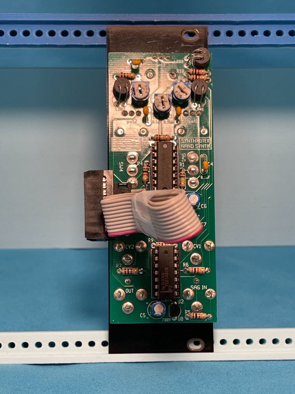 Strumenti musicali: Synth Rotek Chaos NAND – Usato da Muttenz venduto da acidforce 1