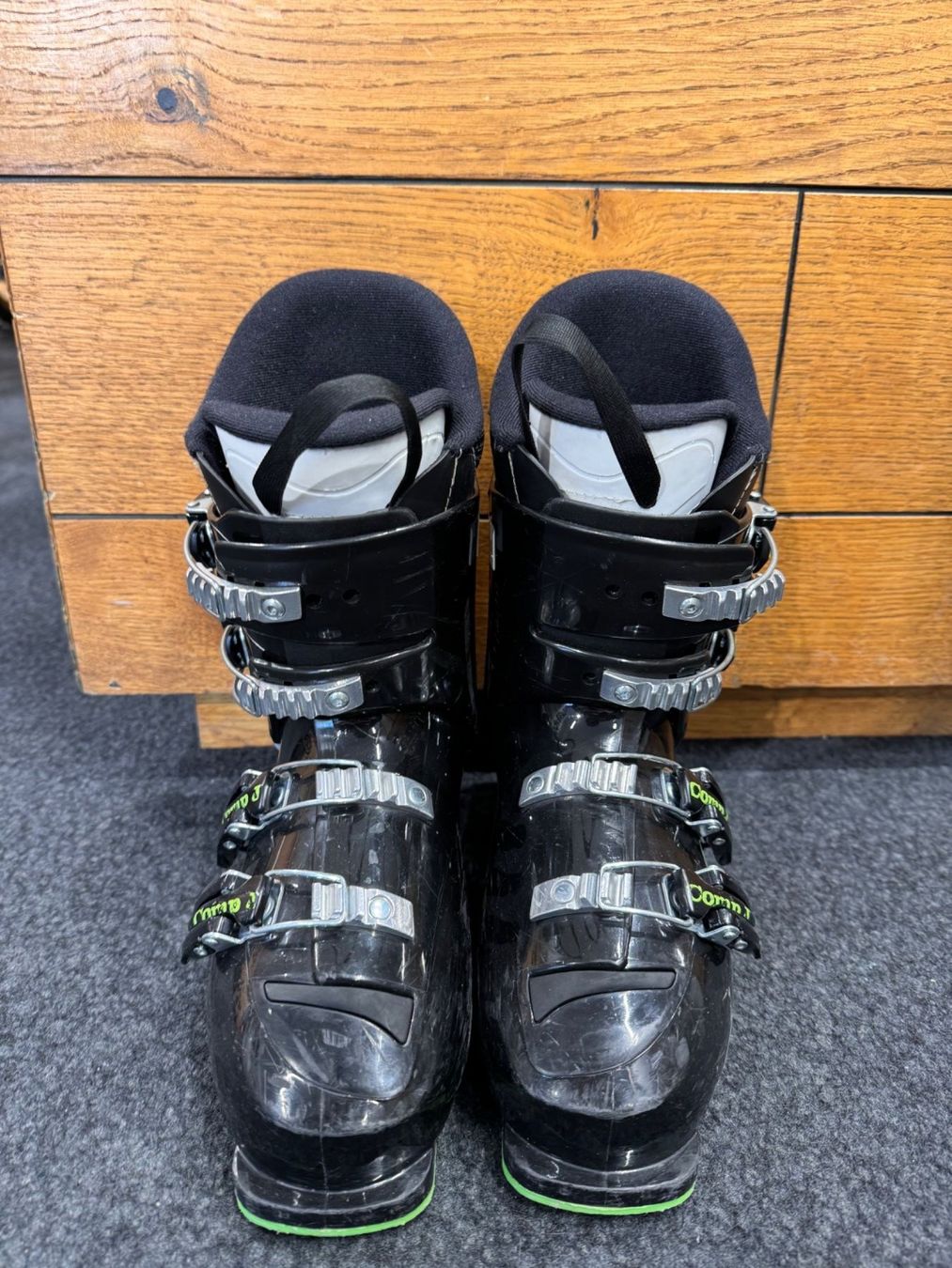 Rossignol Scarpe per ragazzi: Skischuhe, Rossignol Comp J4, Grösse 37 – Usato da Schwarzsee venduto da Sidecut