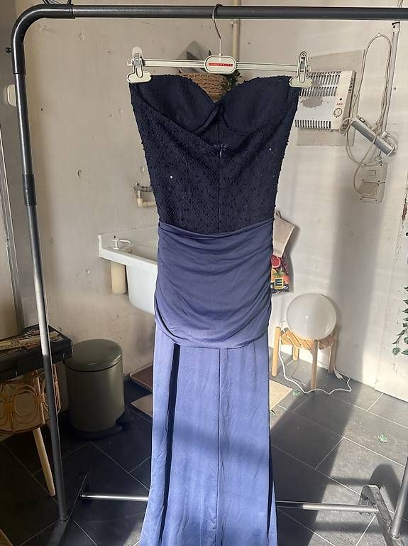Robes: Dunkelblaues Abendkleid – D'occasion à Hellikon par ind_m7n8 2