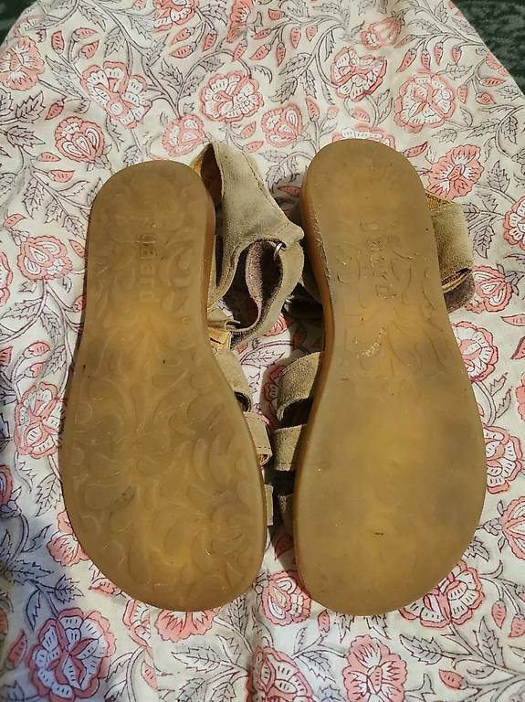Bisgaard Scarpe per ragazze: Bisgaard Sandalen Gr 32 – Usato da Riehen venduto da LaurJer 2