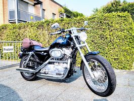 Harley Sportster XLH883  -  Ride on