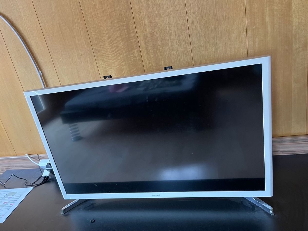 Sony Console: Ps.4 mit zubehör – Usato da Trun venduto da zel_sqk8 2