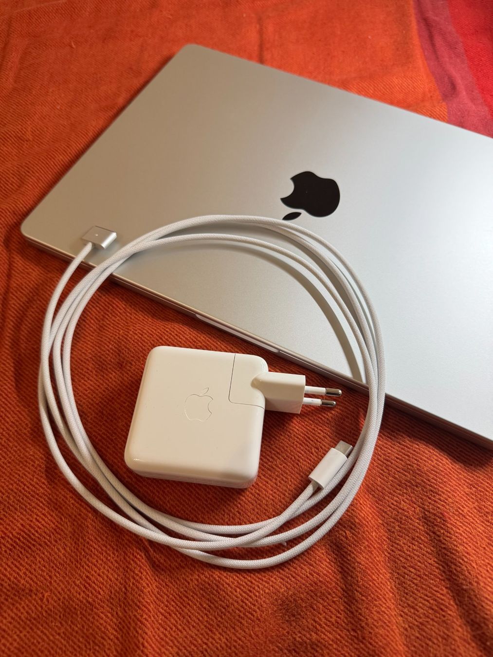 Apple Notebook: Apple MacBook Pro 14" M3 - Top Zustand! – Nuovo (secondo la descrizione) da Gümmenen venduto da MyIDevice 3