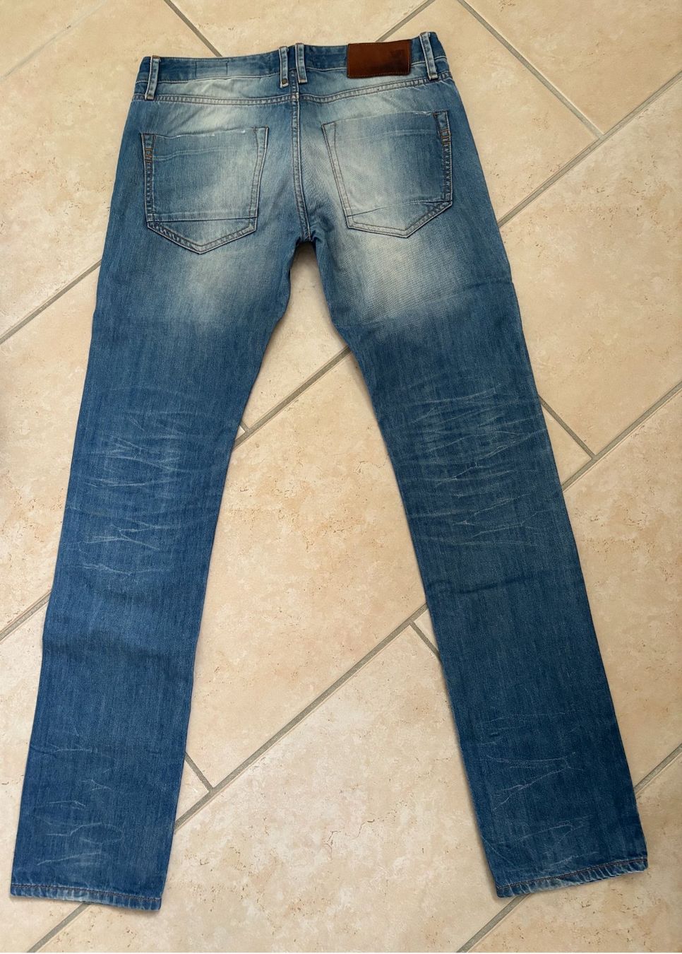 Jeans: 2 Stk. Jeans – Gebraucht aus Biel-Benken BL von Bergerr 2