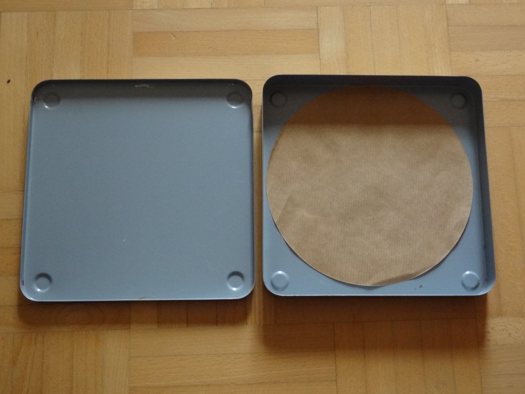 Barattoli: Filmdose metall 18cm quadratisch – Usato da Lausen venduto da somtech 1