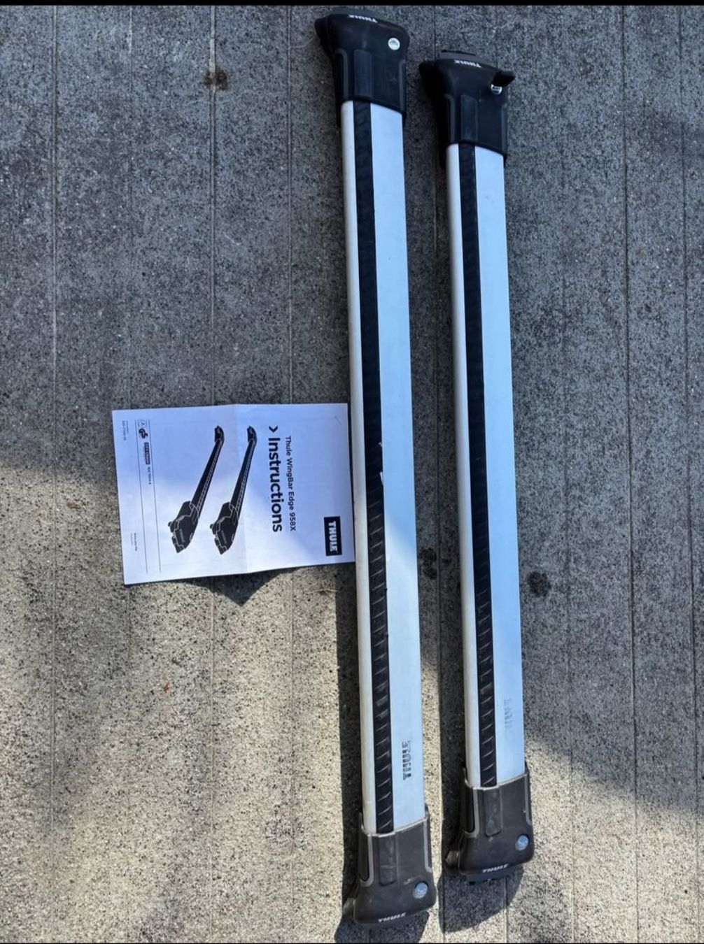 Thule Barres de toit: Thule Wingbar edge – D'occasion à Zuzwil BE par Steve814