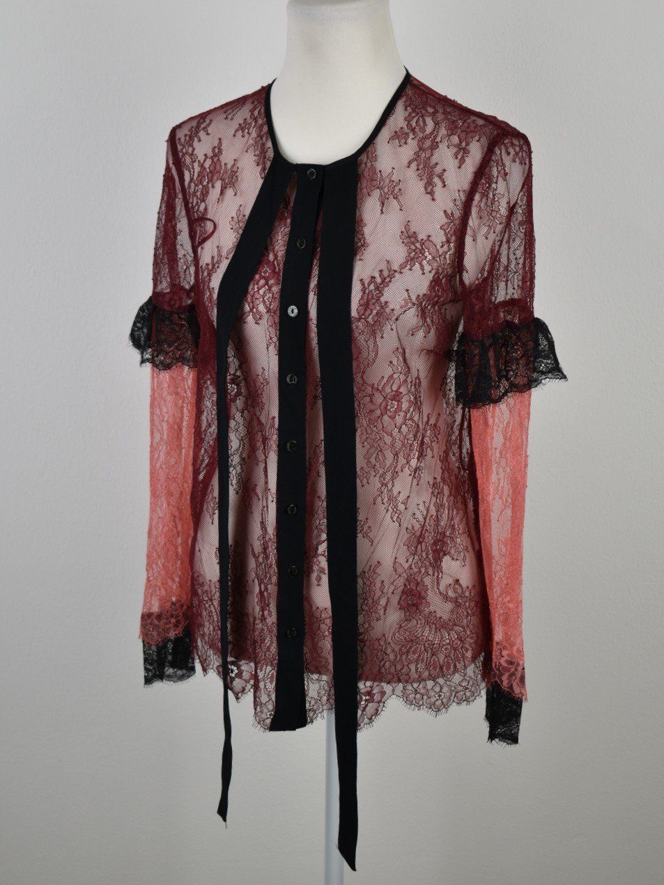 Twinset Camicette: Twinset Bluse aus Spitze Gr.38 – Usato da Nürensdorf venduto da 2ND_STORY