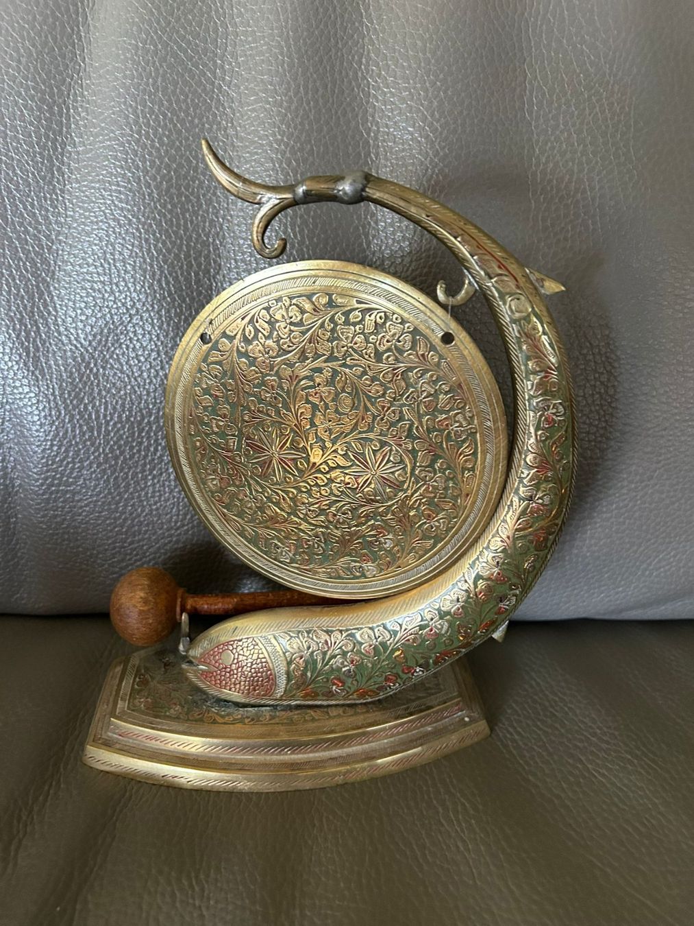 Strumenti musicali: Piccolo gong in metallo "pesce" – Usato da Melano venduto da H-Sara
