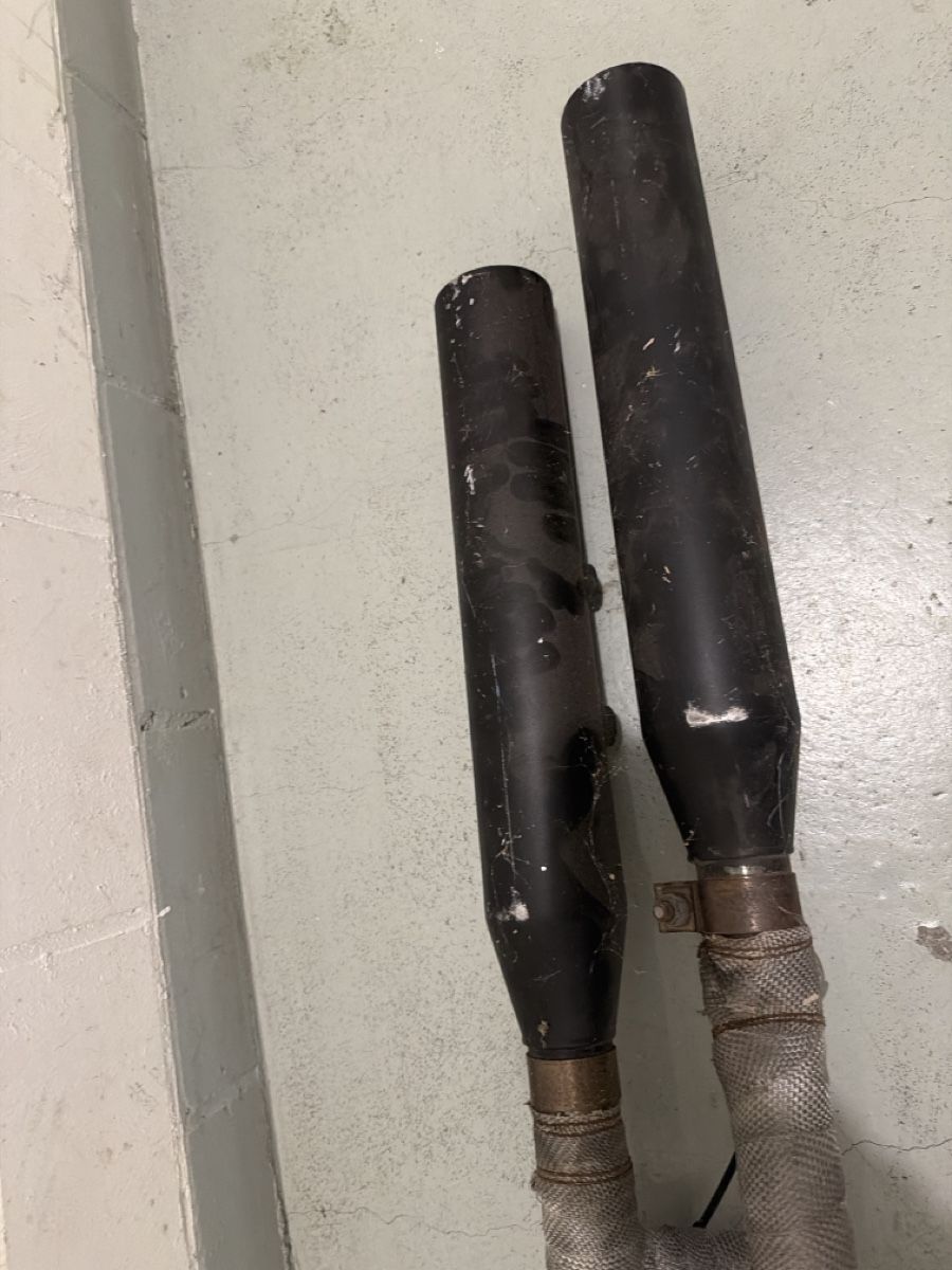 Harley-Davidson Auspuffanlagen: Harley Davidson Auspuff vermutlich Crossbone – Gebraucht aus Sisseln AG von Gommibaerli87 5