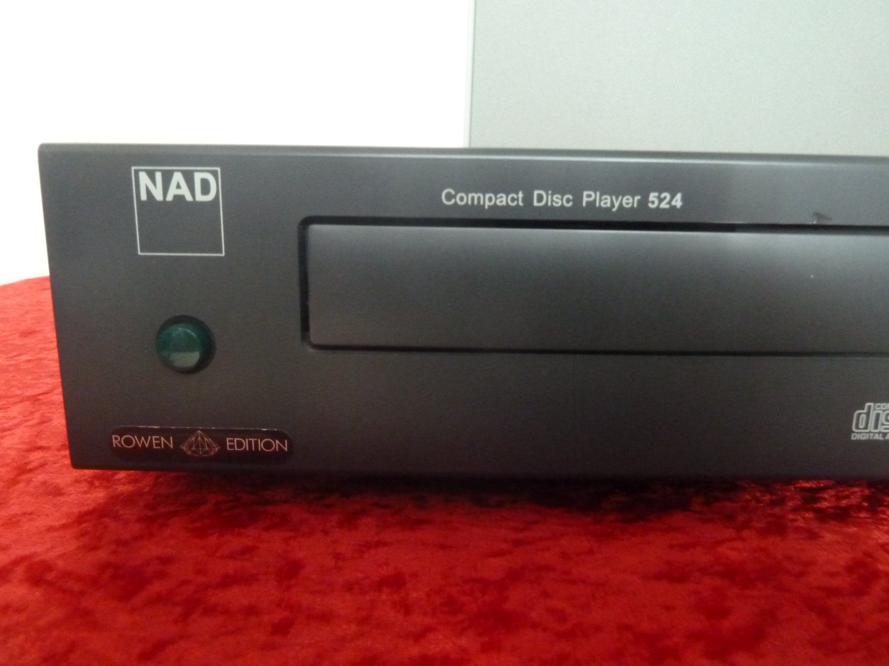 Nad Sistemi audio & multimediali: NAD CD Player  524 (Rowen Edition) – Usato da Affoltern am Albis venduto da Sennrtv 1