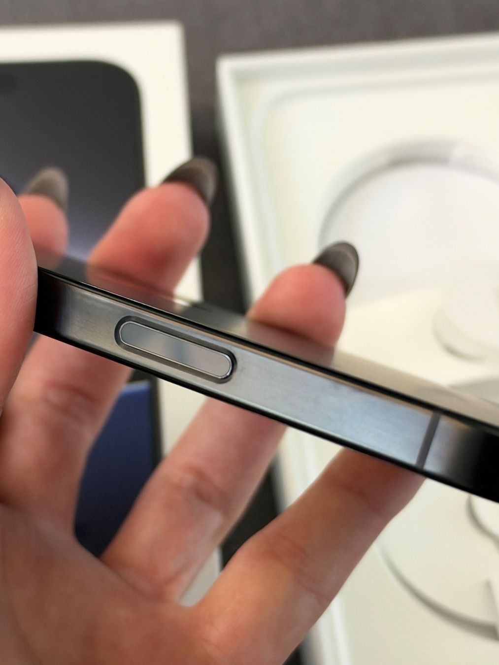 Apple Telefoni cellulari / Smartphones: iPhone 16 Pro Max, Originalverpackung GRATIS Versand + Hülle – Nuovo e nell'imballaggio originale da Bergdietikon venduto da wal_rr6b 4