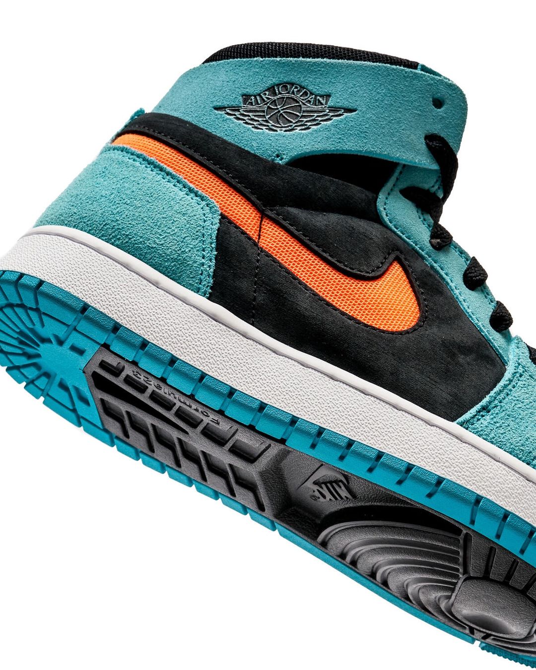 Jordan Chaussures hommes: Jordan 1 Zoom CMFT 2 – Neuf (Voir description) à Grenchen par Levv 3