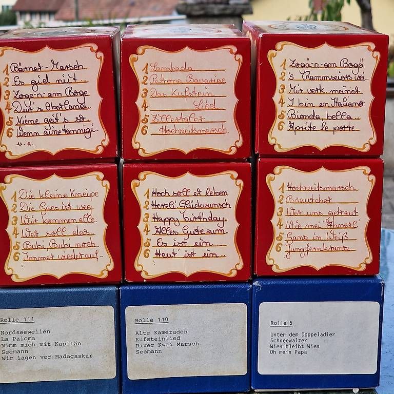 Strumenti musicali: Original Raffin Drehorgel – Usato da Teufenthal AG venduto da Stamp0 1