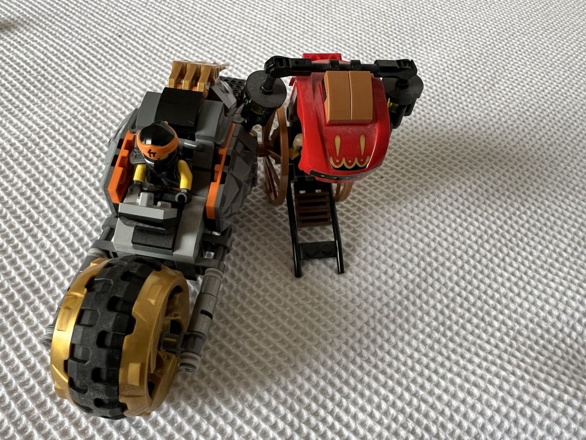 Lego Kit di costruzioni: LEGO Ninjago Set: Motorrad und Rikscha – Usato da Hedingen venduto da johsaan