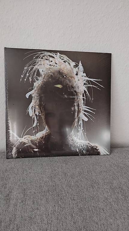 Dischi in vinile: Miley Cyrus - Something Beautiful Vinyl – Nuovo e nell'imballaggio originale da Reinach BL venduto da yue_9zlz