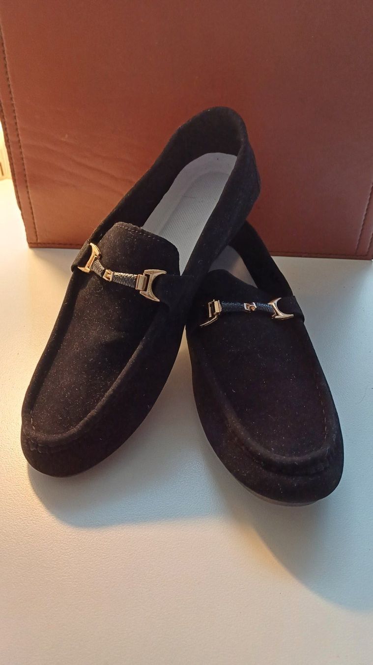 Chaussures hommes: 2 paar fabrikneue Schuhe – Neuf avec emballage d'origine à Zollikerberg par Kaugo 1