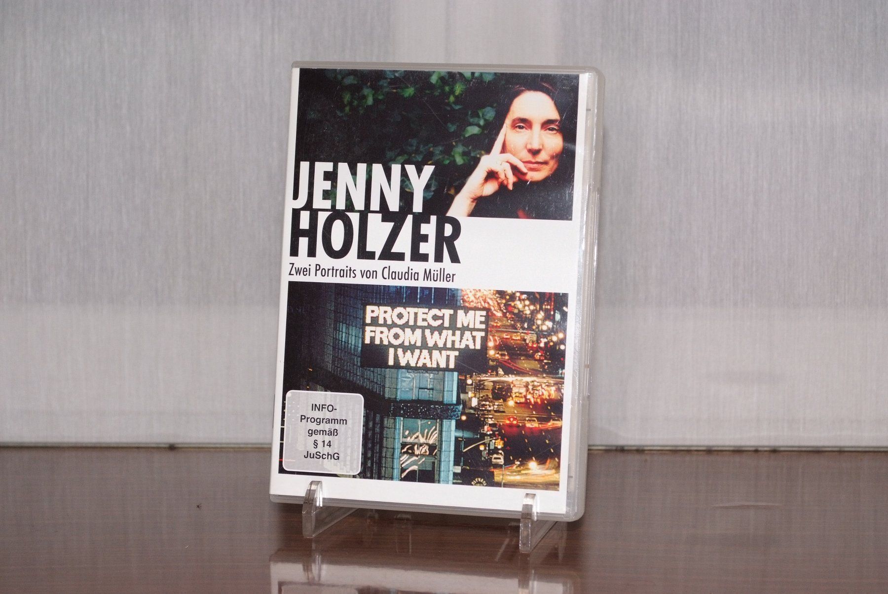 Tutti i DVDs: Jenny Holzer Doku von Claudia Müller DVD – Usato da Aarau venduto da Pearlz