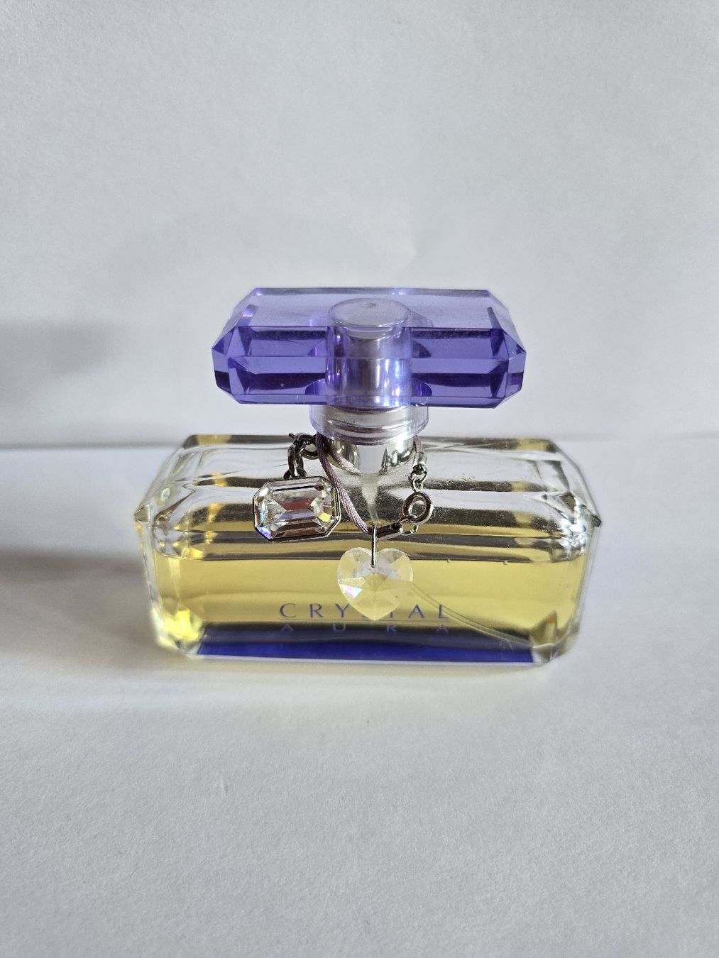 Parfums & Eau de Toilette: Avon Crystal Aura 50ml – D'occasion à Kestenholz par Porsche117