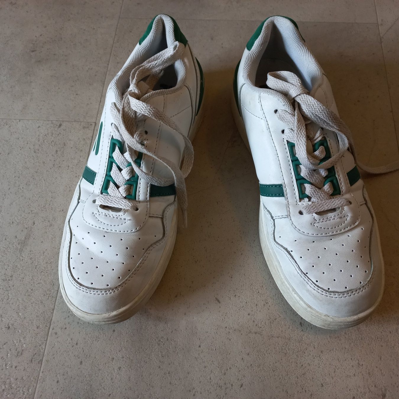 Fila Scarpe da uomo: Fila Turnschuhe Grösse 38 – Usato da Dietwil venduto da BaluD7 1