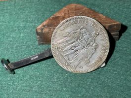 Antike Tabak Taschenmesser Hermès in Silber Münze Frankreich