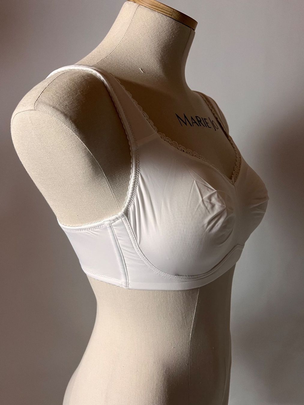 Lascana Altra biancheria intima: LASCANA, Soft-BH, Grösse 85B, Farbe Weiss – Nuovo e nell'imballaggio originale da Rudolfstetten venduto da gst_g7xl 2
